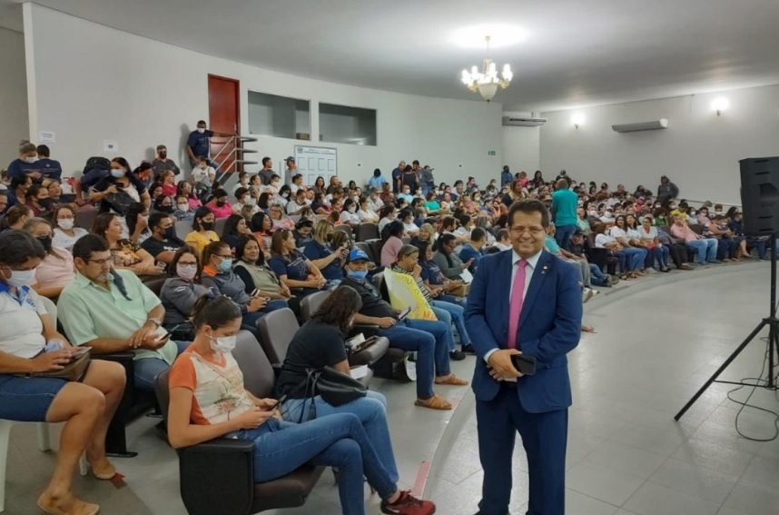 Na presena de Valtenir, vereadores de Rondonpolis retiram de pauta PL que regulamentava piso de ACEs e ACSs