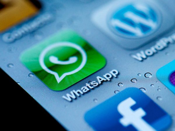 Polcia investiga mais de 30 casos de pornografia infantil propagada por WhatsApp