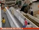 Escadas rolantes melhoram vida em favela