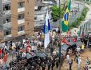 Polcia Militar de So Paulo ocupa rea dominada por traficantes e usurios de drogas
