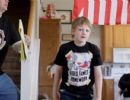 EUA: menino de 12 anos mata o prprio pai, lder de um grupo neonazista