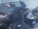 Vdeo mostra homem esfaqueando ex-mulher em hospital de Pelotas, RS