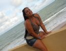 Ex-mulher de traficante da Rocinha (RJ) faz sucesso na internet com fotos sensuais
